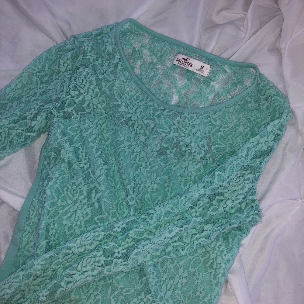 Hollister Crop Top